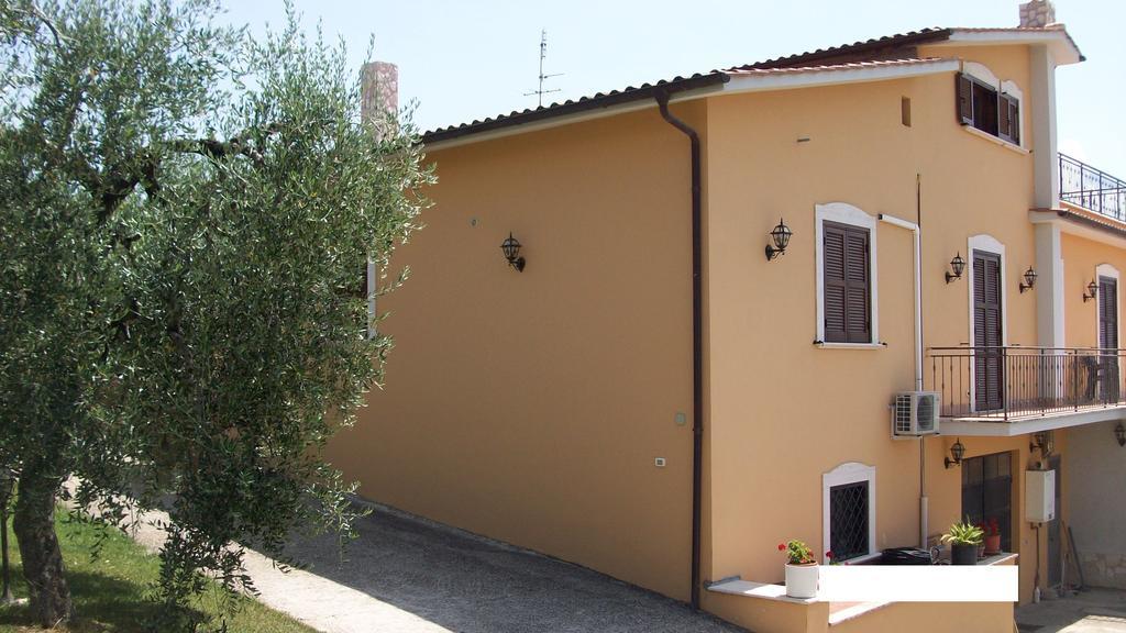 Il Giardino Degli Ulivi Bed & Breakfast Canneto  Exterior photo